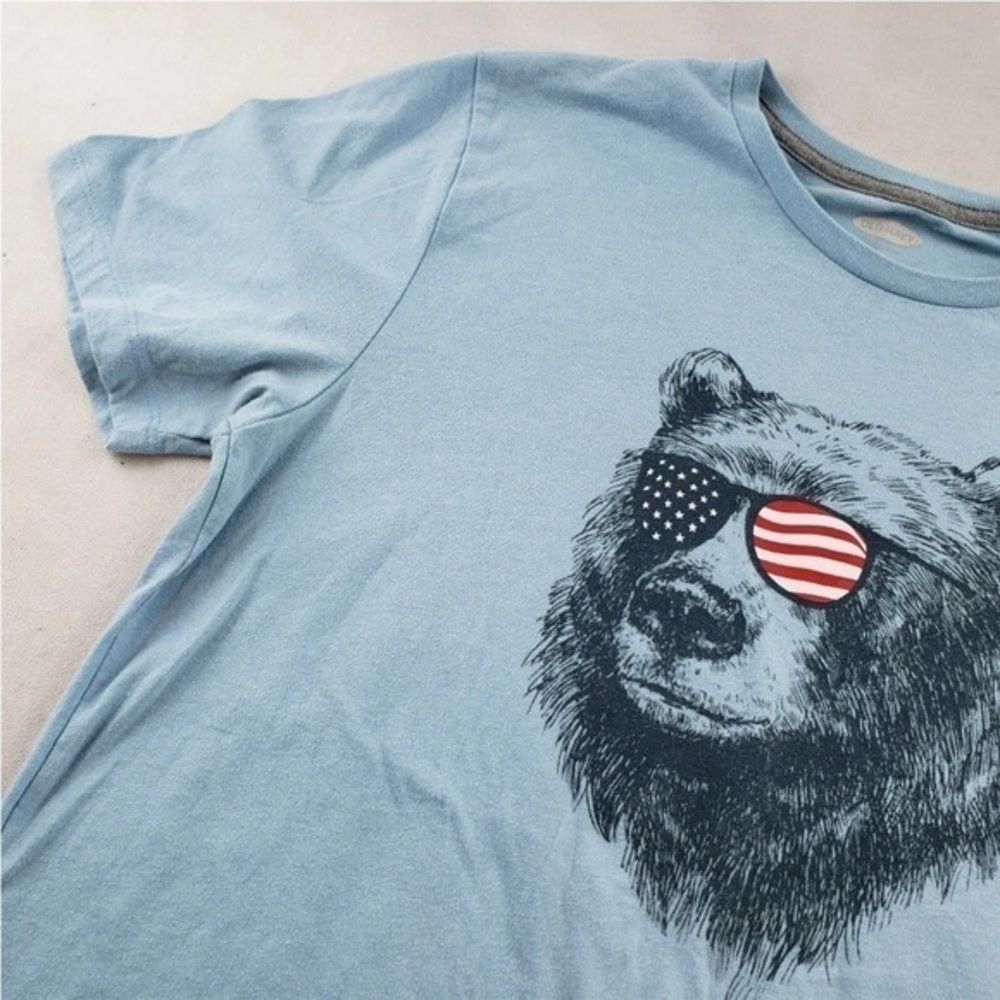 Old Navy Soft Comfort T Shirt Bear Sunglasses USA Flag Patriotic Tee Men Medium